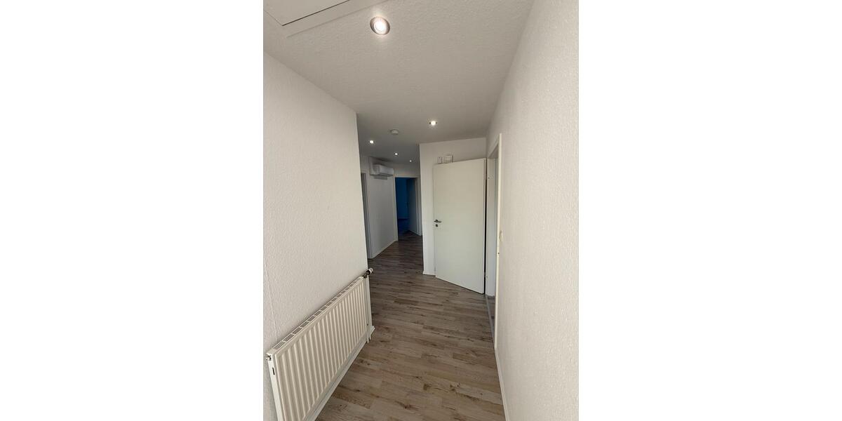 Dachgeschoßwohnung Barßel - 3 Zimmer, 90 m&sup2;, 600&euro; | Angebot:24337759