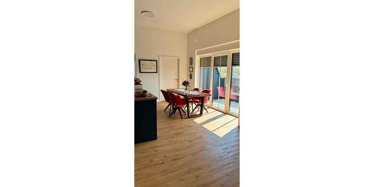 Dachgeschoßwohnung Holdorf - 4 Zimmer, 100 m&sup2;, 1.190&euro; | Angebot:26324467