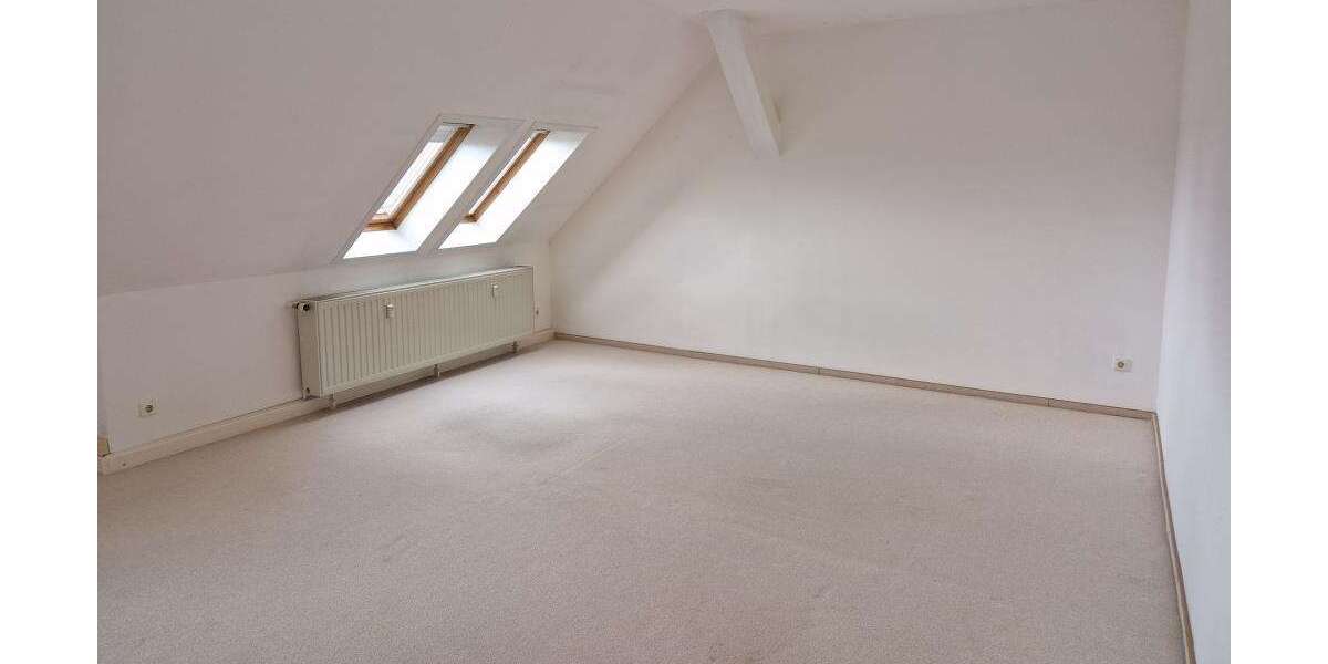 Etagenwohnung Lauchhammer - 2 Zimmer, 77 m&sup2;, 480&euro; | Angebot:27351018
