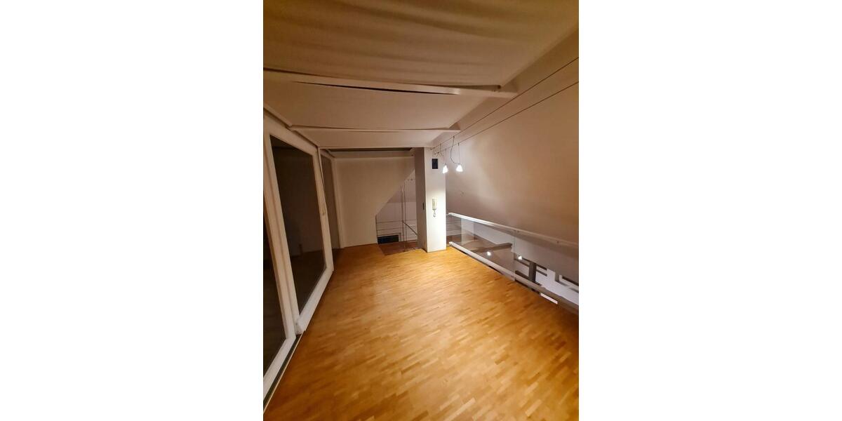 Maisonettenwohnung Köln Mülheim - 3 Zimmer, 130 m&sup2;, 1.675&euro; | Angebot:26423185