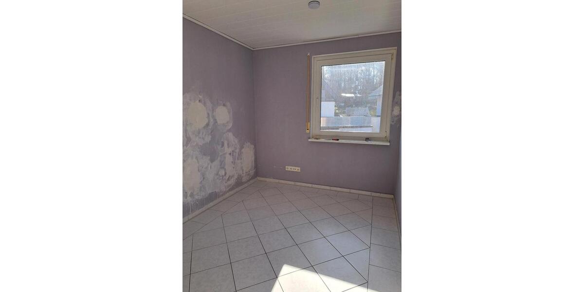 Etagenwohnung Michelstadt - 4 Zimmer, 125 m&sup2;, 1.250&euro; | Angebot:23552126