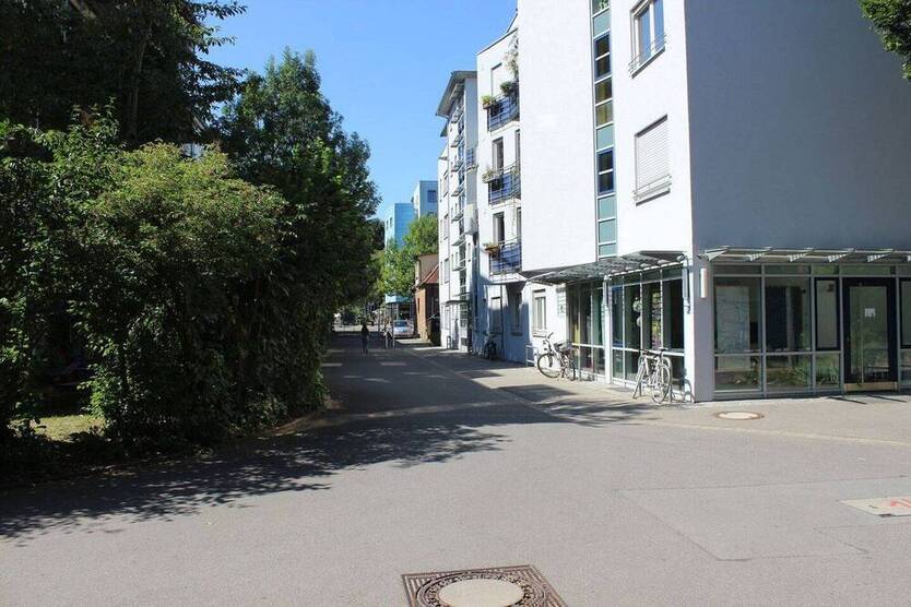 Home-Office-Platz im Französischen Viertel - All-in-Miete
