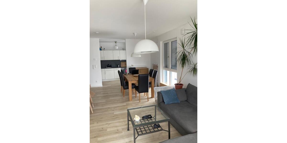 Etagenwohnung Wolfsburg - 2 Zimmer, 83 m&sup2;, 899&euro; | Angebot:26086545