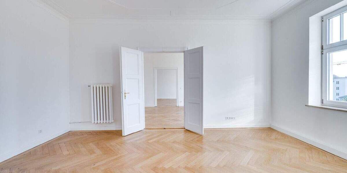 Etagenwohnung München Bogenhausen - 3 Zimmer, 126 m&sup2;, 3.500&euro; | Angebot:25671258