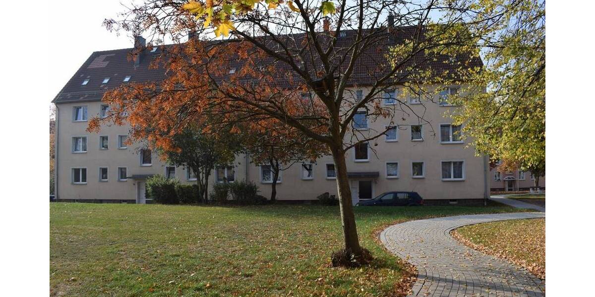 Etagenwohnung Hainichen - 4 Zimmer, 68 m&sup2;, 401&euro; | Angebot:26403033