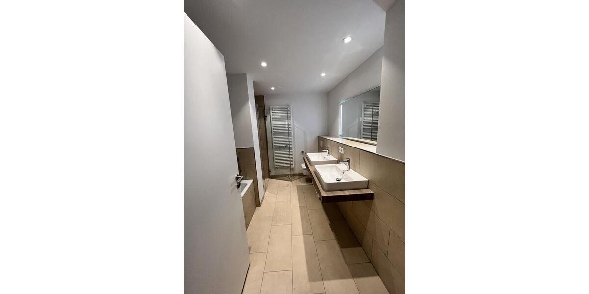 Etagenwohnung Lahr (Schwarzwald) - 3 Zimmer, 91 m&sup2;, 1.280&euro; | Angebot:26480178