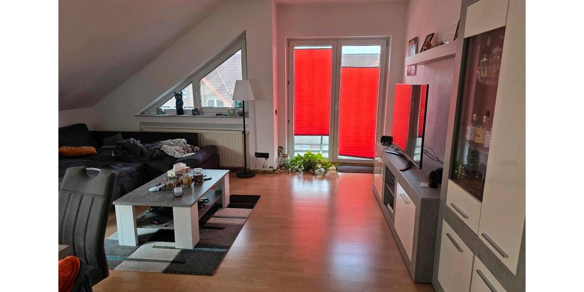 Dachgeschoßwohnung Düren Distelrath - 3 Zimmer, 77 m&sup2;, 899&euro; | Angebot:26250347