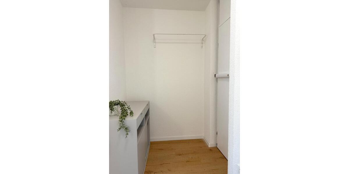 Etagenwohnung Schwalbach am Taunus - 1 Zimmer, 10 m&sup2;, 465&euro; | Angebot:26034173