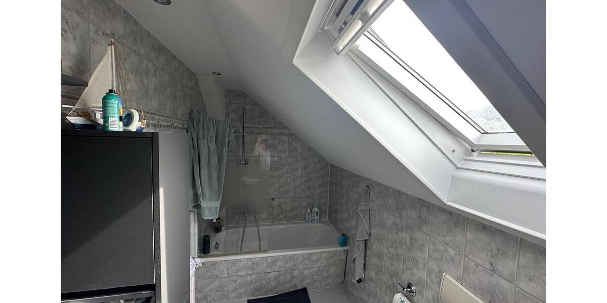 Dachgeschoßwohnung Siegen Weidenau - 1 Zimmer, 65 m&sup2;, 550&euro; | Angebot:25892877