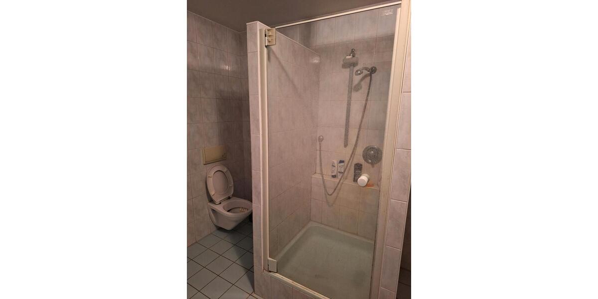 Erdgeschoßwohnung Kröning - 5 Zimmer, 90 m&sup2;, 300&euro; | Angebot:24445502