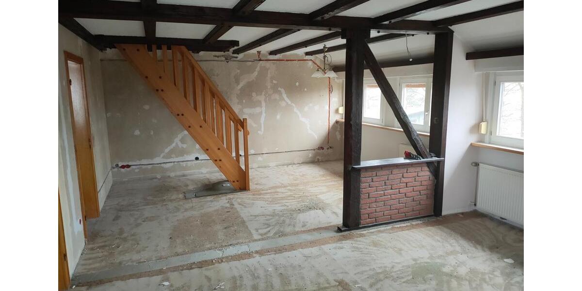 Dachgeschoßwohnung Warstein - 5 Zimmer, 100 m&sup2;, 900&euro; | Angebot:25614570