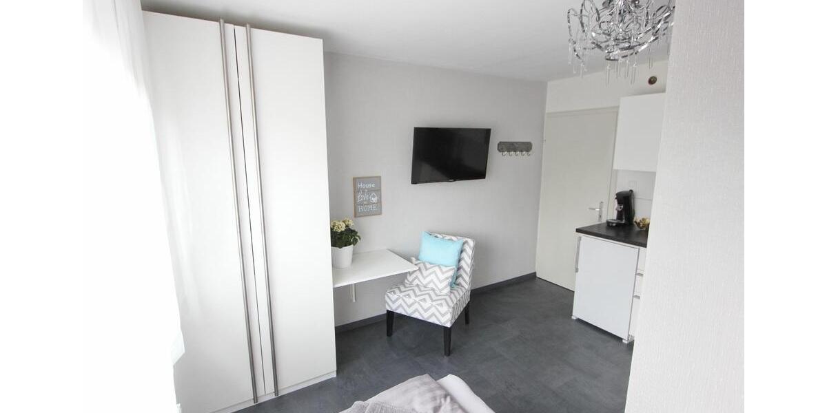 voll möbliertes Mini-Apartment in KA für Studentin oder Pendler 1 zimmer