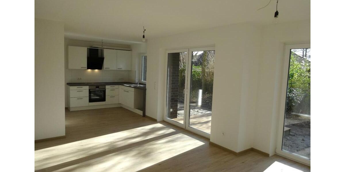 Erdgeschoßwohnung Aurich - 3 Zimmer, 76 m&sup2;, 790&euro; | Angebot:26610297