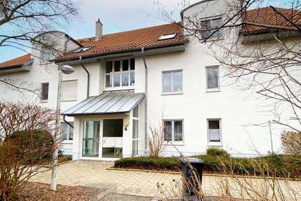 Wohnung Wilkau-Haßlau Haßlau - 3 Zimmer, 63 m&sup2;, 450&euro; | Angebot:26164319