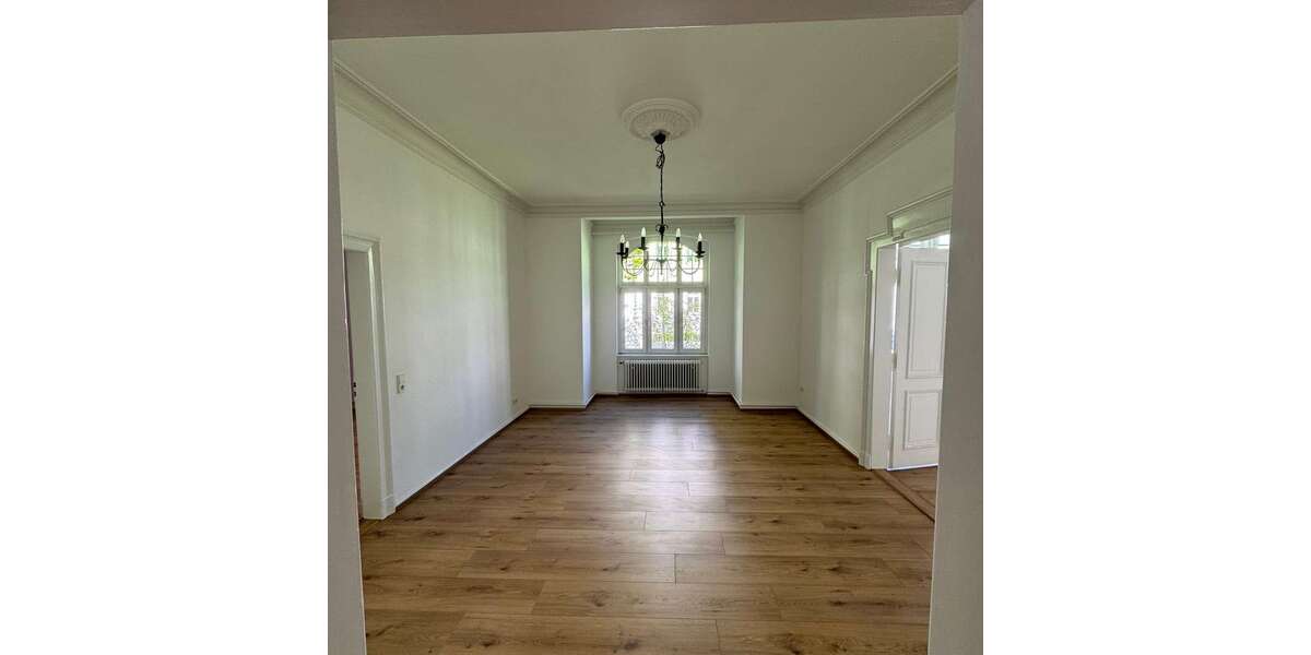 Etagenwohnung Helmstedt - 4 Zimmer, 120 m&sup2;, 850&euro; | Angebot:26731856