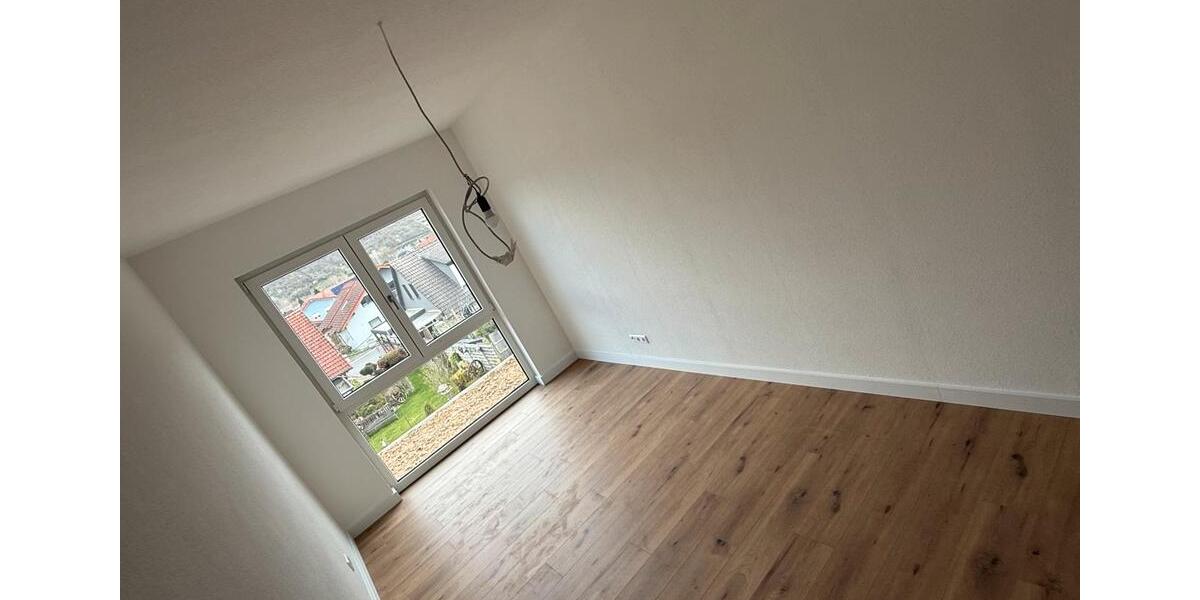 Etagenwohnung Haßmersheim - 1 Zimmer, 104 m&sup2;, 1.490&euro; | Angebot:26490171