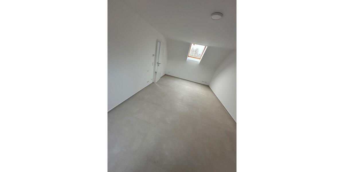 Dachgeschoßwohnung Ober-Ramstadt Ramstadt - 2 Zimmer, 75 m&sup2;, 900&euro; | Angebot:25293300