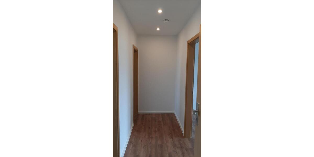 Etagenwohnung Querfurt - 1 Zimmer, 34 m&sup2;, 220&euro; | Angebot:25922724