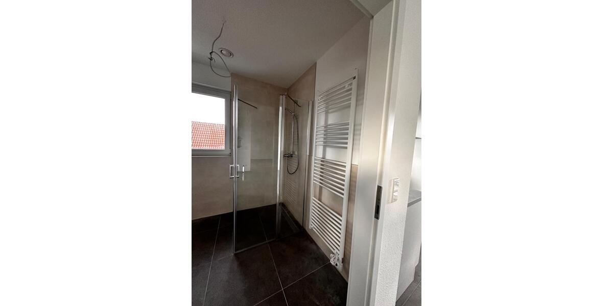 Dachgeschoßwohnung Borchen - 2.5 Zimmer, 89 m&sup2;, 1.150&euro; | Angebot:26311854