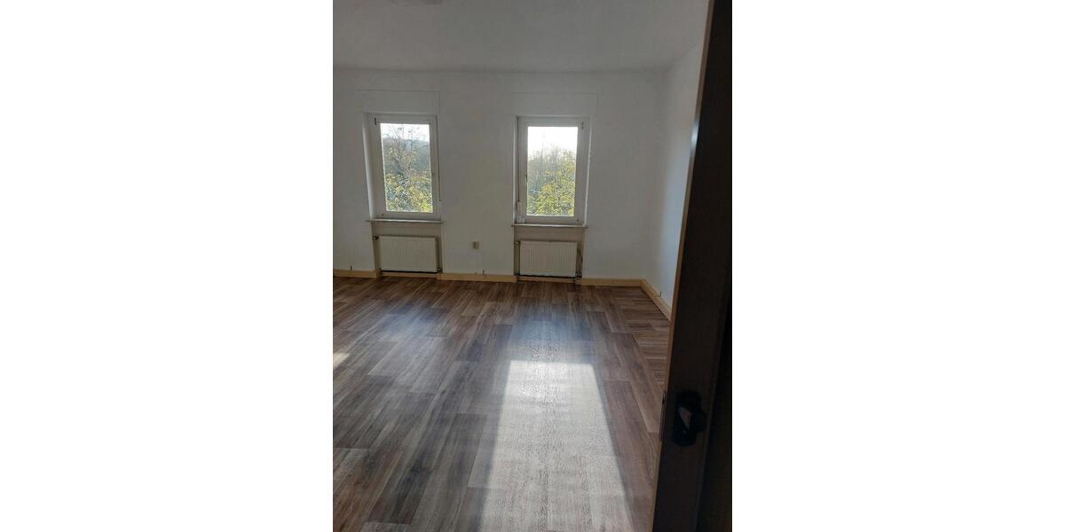 Etagenwohnung Saarbrücken Brebach-Fechingen - 2 Zimmer, 65 m&sup2;, 650&euro; | Angebot:23847716