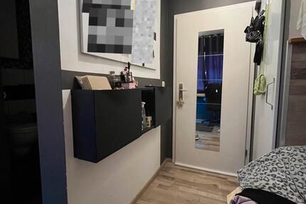 Ich gebe zum 15.12.2025 eine Einzimmerwohnung frei. zimmer