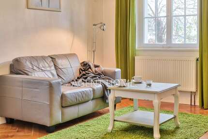 Wohnen auf Zeit in Stuttgart 1.200 € 2 zimmer