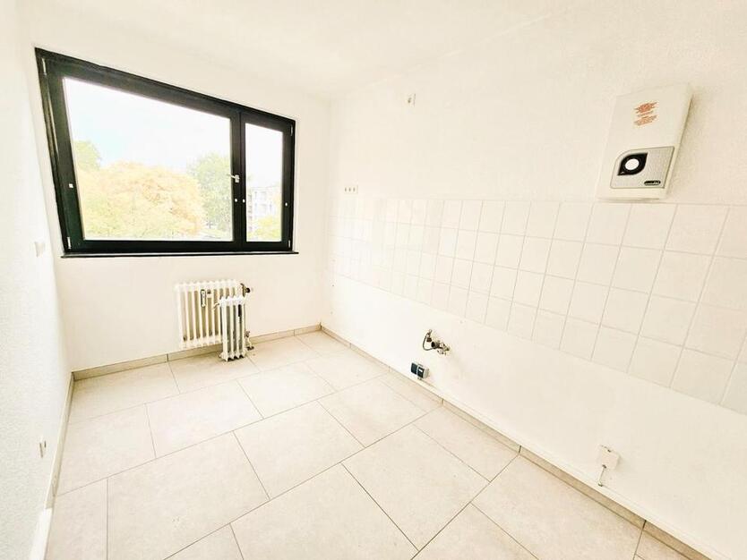 Helle, renovierte 3-Zi.-Wohnung mit Balkon im Altwarmbüchen 3 zimmer