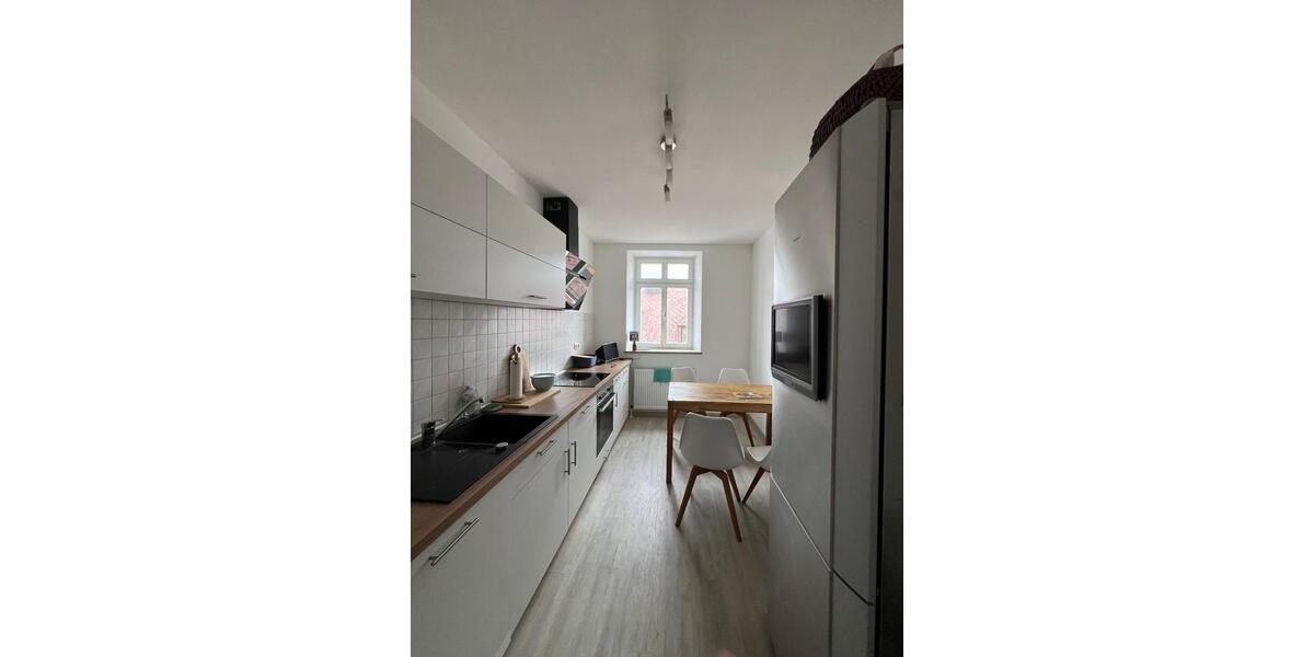 Etagenwohnung Tirschenreuth - 3 Zimmer, 130 m&sup2;, 910&euro; | Angebot:24678589