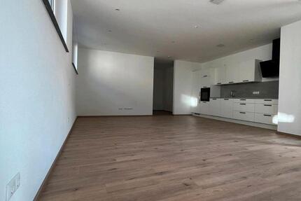 Wohnung Wonfurt Steinsfeld - 1 Zimmer, 102 m&sup2;, 960&euro; | Angebot:26430054