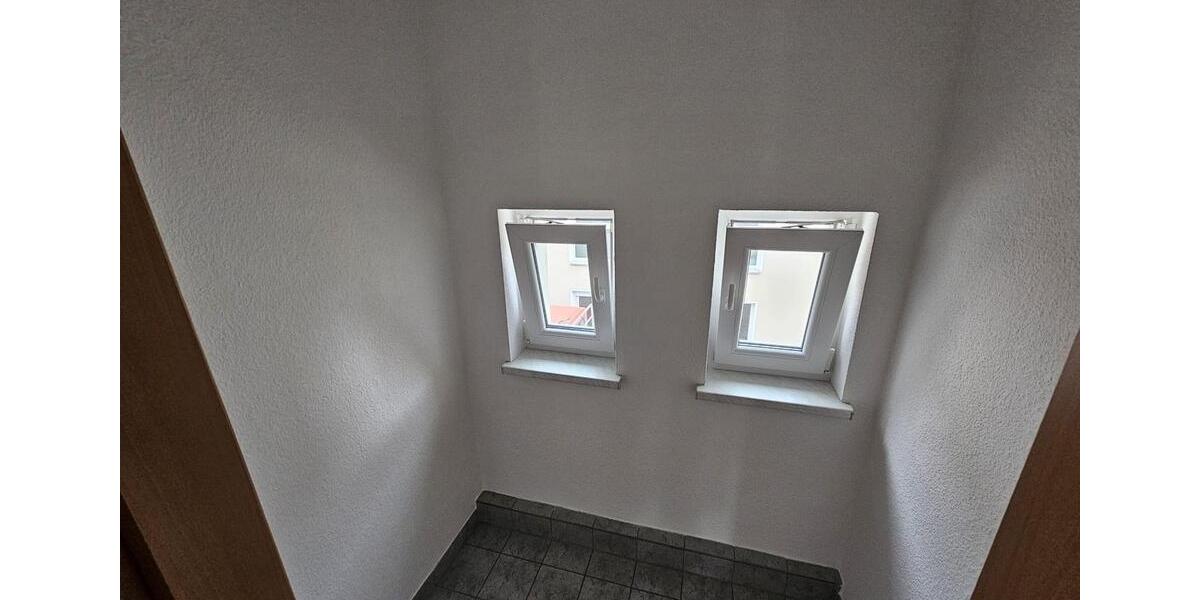 Etagenwohnung Eberswalde Brandenburgisches Viertel - 4 Zimmer, 106 m&sup2;, 1.160&euro; | Angebot:26492625