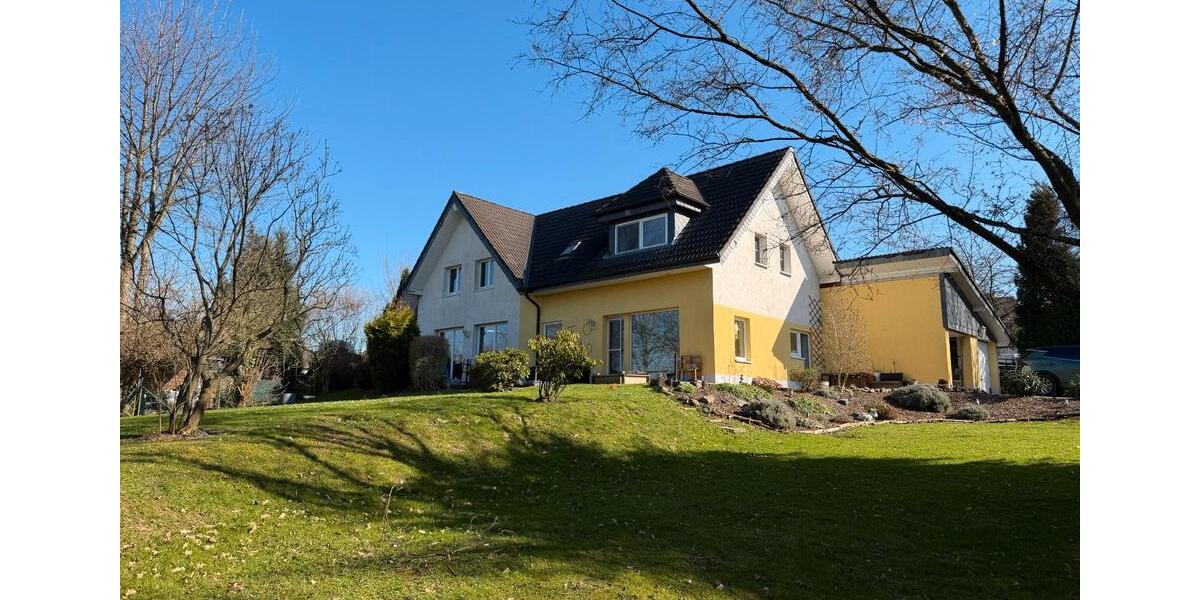 Einfamilienhaus Leverkusen Schlebusch - 4 Zimmer, 245 m&sup2;, 2.700&euro; | Angebot:25904893