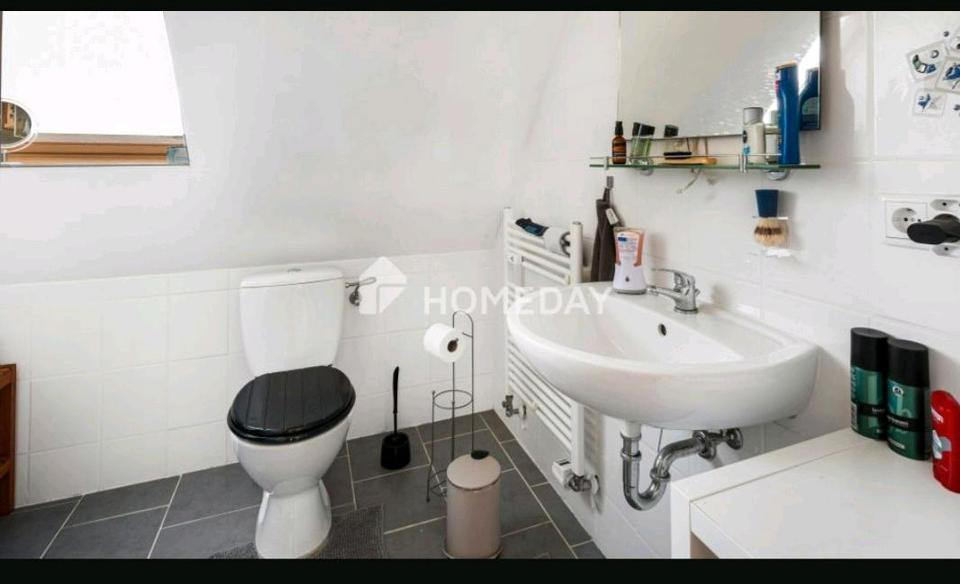 Dachgeschoßwohnung Ladelund - 3 Zimmer, 70 m&sup2;, 500&euro; | Angebot:25017292