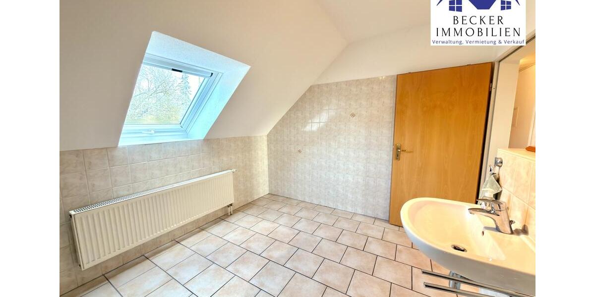 Dachgeschoßwohnung Wolfenbüttel Adersheim - 1 Zimmer, 48 m&sup2;, 430&euro; | Angebot:23998817