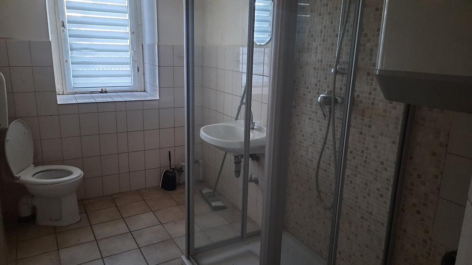 Erdgeschoßwohnung Salzatal - 3 Zimmer, 79 m&sup2;, 300&euro; | Angebot:26689260