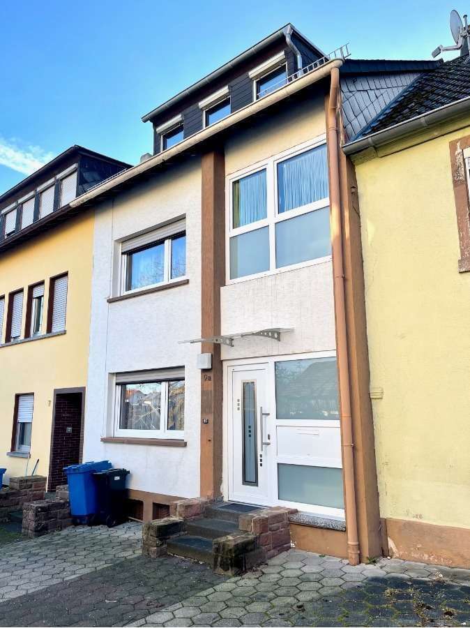 Haus zum Mieten in Speicher 1.100 € 130 m²