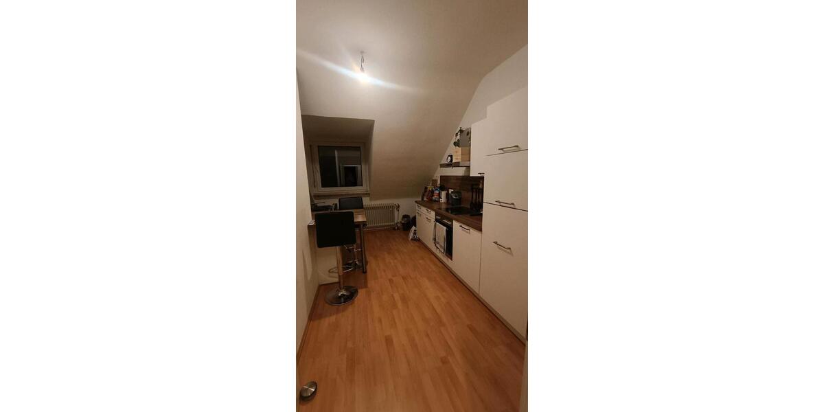 Wohnen auf Zeit Schriesheim - 2 Zimmer, 66 m&sup2;, 53&euro; | Angebot:25881379