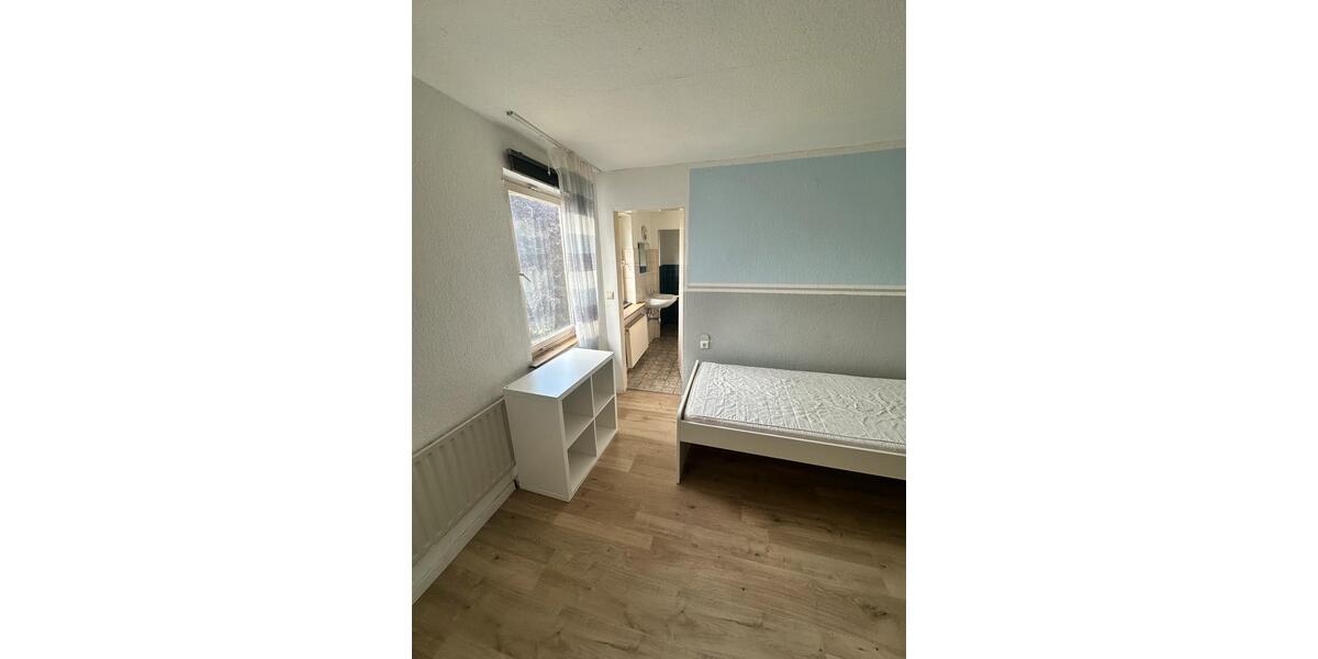 Wohnen auf Zeit Ilsfeld - 1 Zimmer, 13 m&sup2;, 450&euro; | Angebot:26615701
