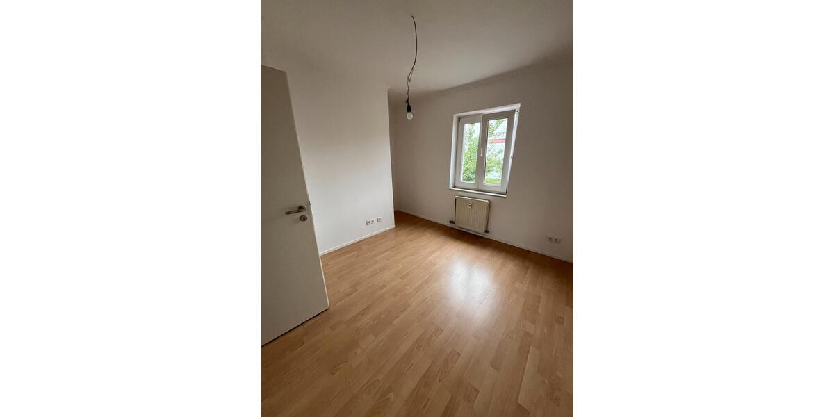 Etagenwohnung Ingolstadt Münchener Straße - 3 Zimmer, 70 m&sup2;, 900&euro; | Angebot:25975860