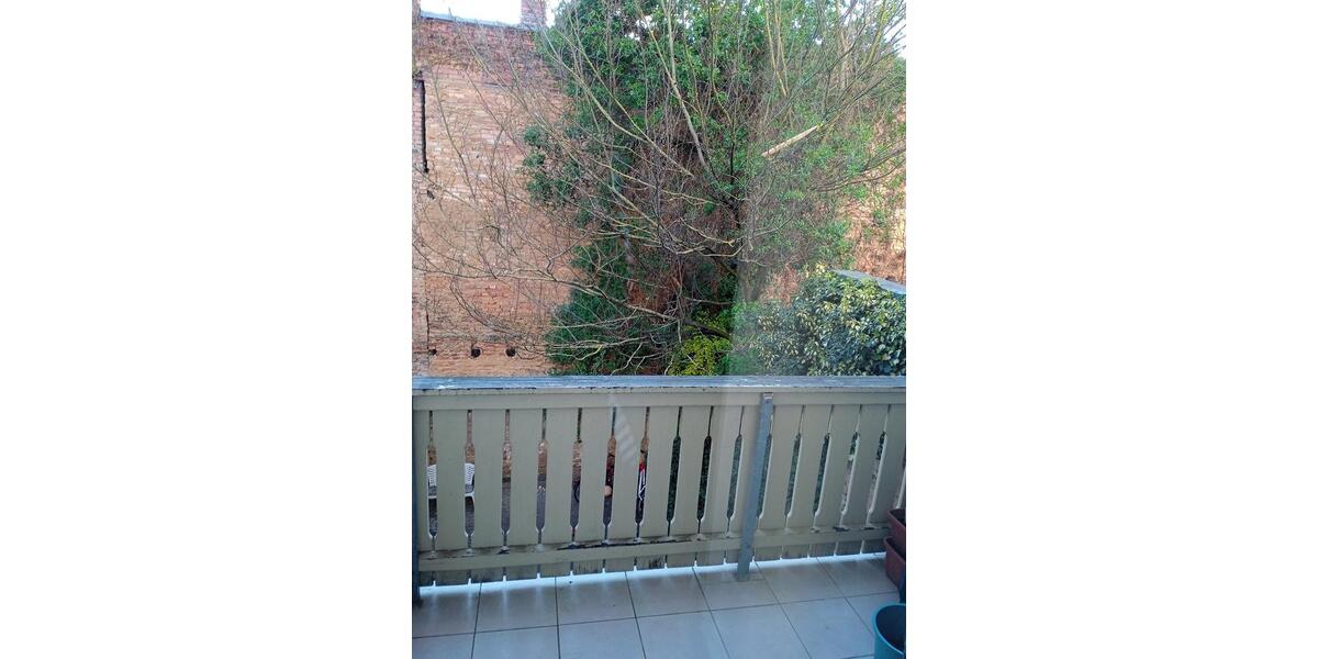 Etagenwohnung Eisenberg - 2 Zimmer, 60 m&sup2;, 390&euro; | Angebot:26295421