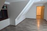 Dachgeschoßwohnung Ballenstedt - 3 Zimmer, 67 m&sup2;, 402&euro; | Angebot:26086108