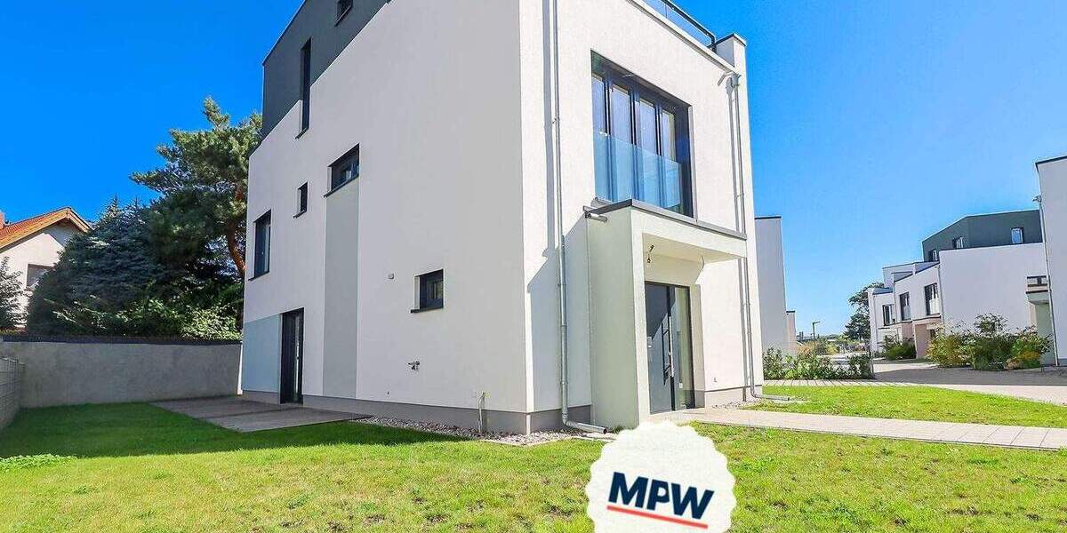 Anlegen, Einziehen, Vermieten: Exklusives Haus direkt am Wasser mit eigenem Bootsliegeplatz 5 zimmer