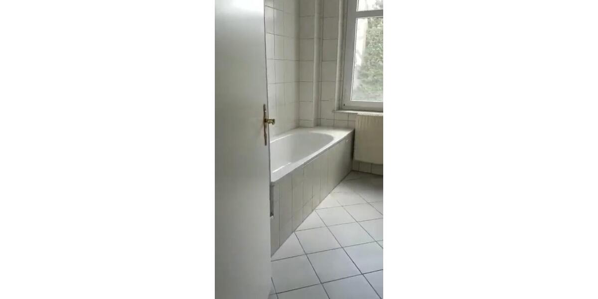 Hochparterre Weißwasser (Oberlausitz) - 1 Zimmer, 46 m&sup2;, 275&euro; | Angebot:25833883