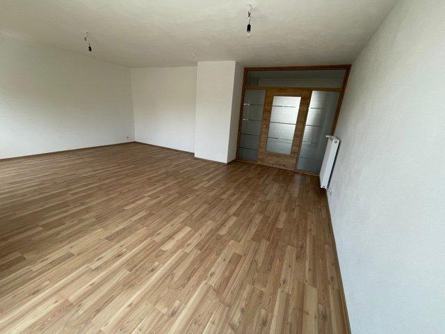 Erdgeschoßwohnung Straubing - 4 Zimmer, 103 m&sup2;, 850&euro; | Angebot:26635417
