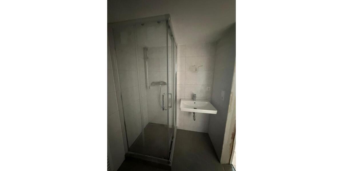 Dachgeschoßwohnung Jettingen - 3 Zimmer, 82 m&sup2;, 1.050&euro; | Angebot:25576415