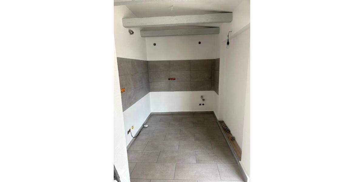 Terrassenwohnung Saalfeld (Saale) - 4 Zimmer, 123 m&sup2;, 950&euro; | Angebot:25611975