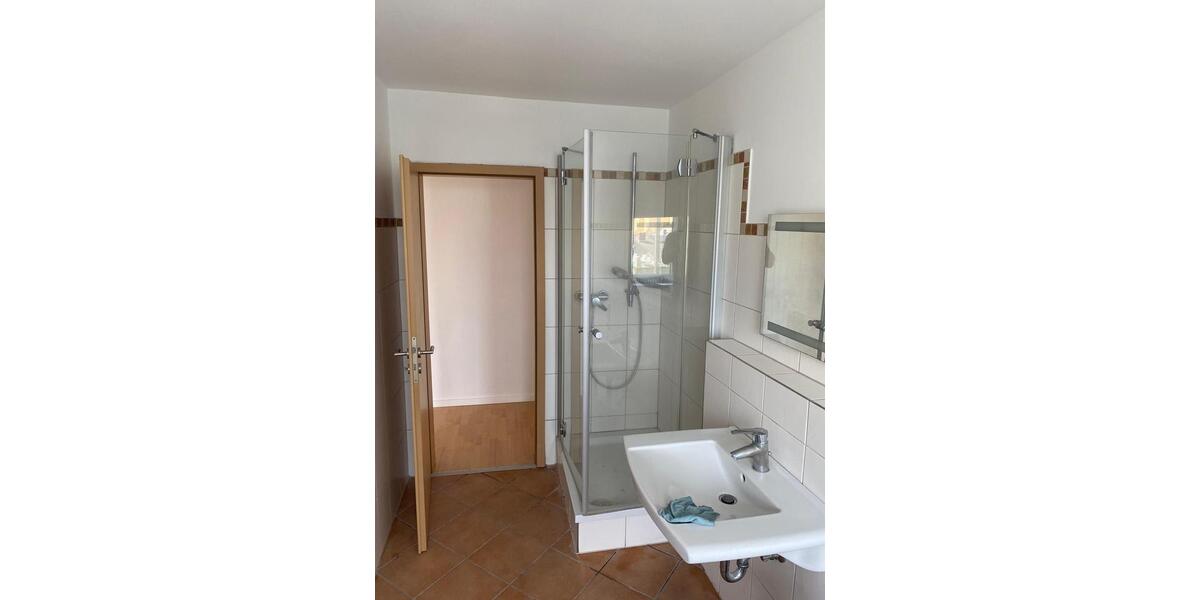 Etagenwohnung Bad Hönningen - 2 Zimmer, 75 m&sup2;, 650&euro; | Angebot:26253297