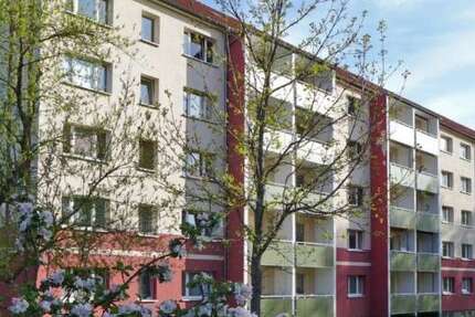 Wohnung zum Mieten in Limbach-Oberfrohna 260 € 47.02 m²