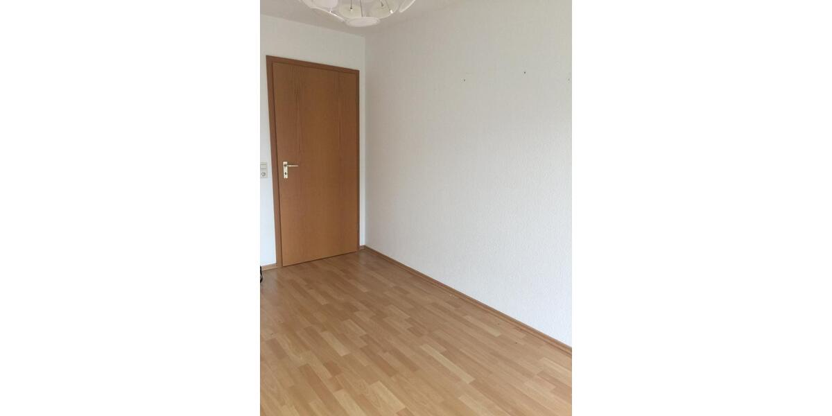 Etagenwohnung Schopfheim - 3 Zimmer, 84 m&sup2;, 900&euro; | Angebot:24787150