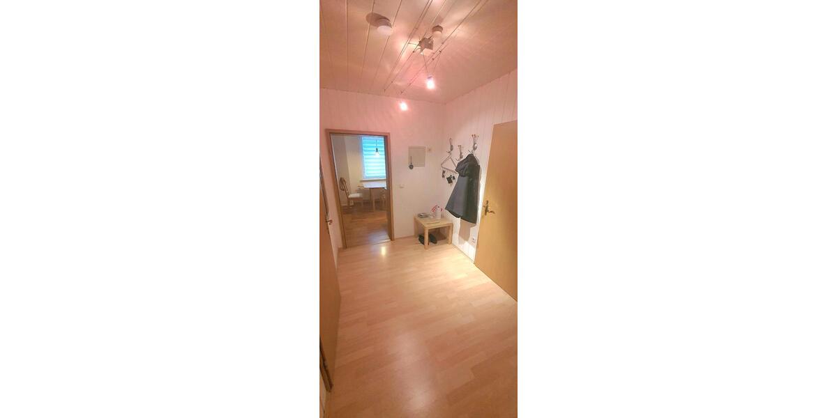 Dachgeschoßwohnung Hildesheim Bockfeld - 25 Zimmer, 70 m&sup2;, 900&euro; | Angebot:26526978