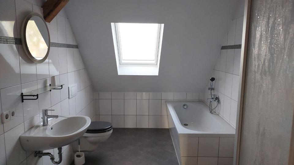 Dachgeschoßwohnung Nordhausen - 3 Zimmer, 88 m&sup2;, 654&euro; | Angebot:26617658